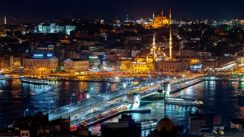 Istanbul, v noci