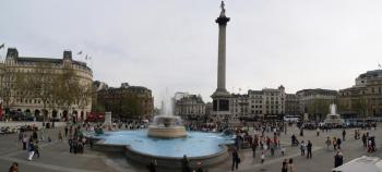 Trafalgarské náměstí, Nelsonův sloup